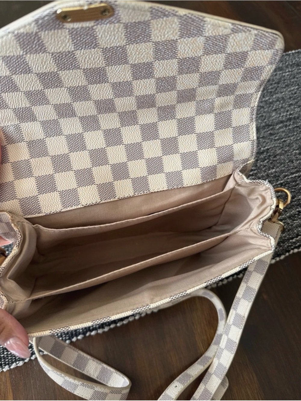 Checkered bag - Picture 2 of 3